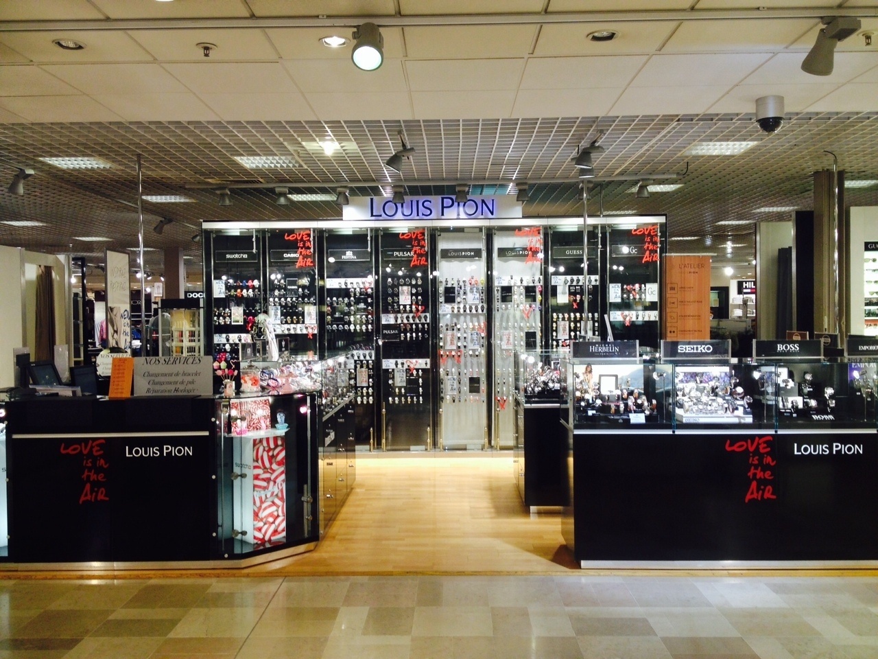 magasin adidas avignon