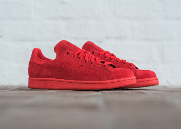 stan smith daim rouge femme