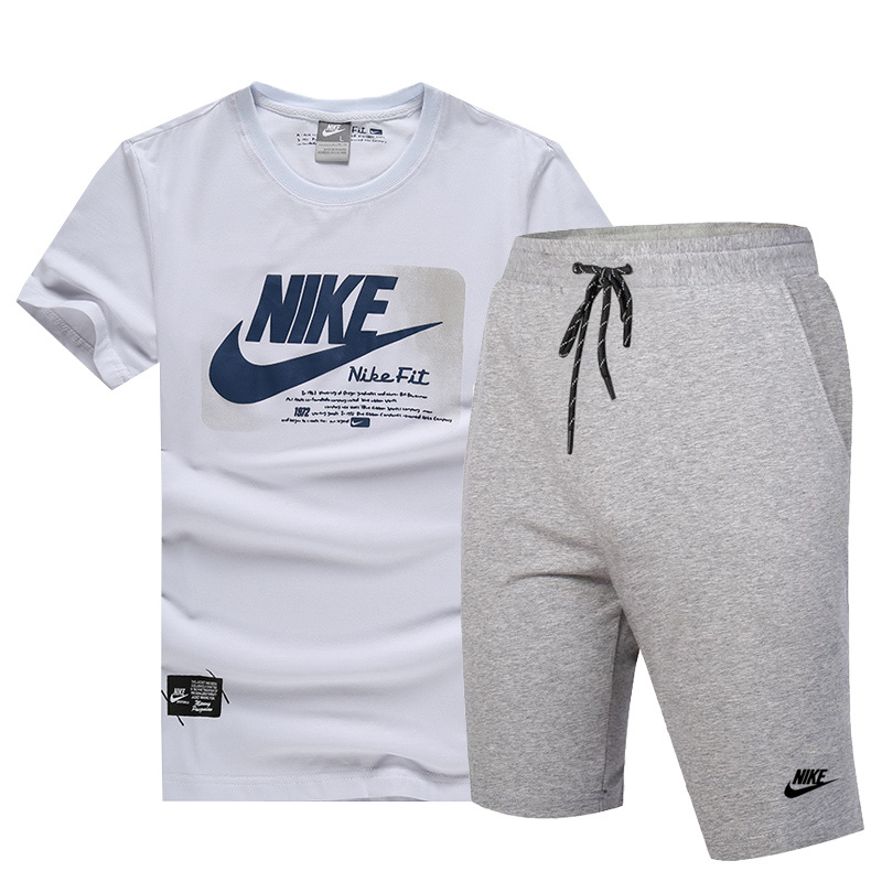 vetement nike solde